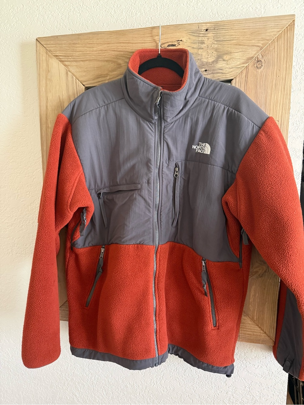 The North Face Fleece Jacket – Men’s L – Orange & Gray